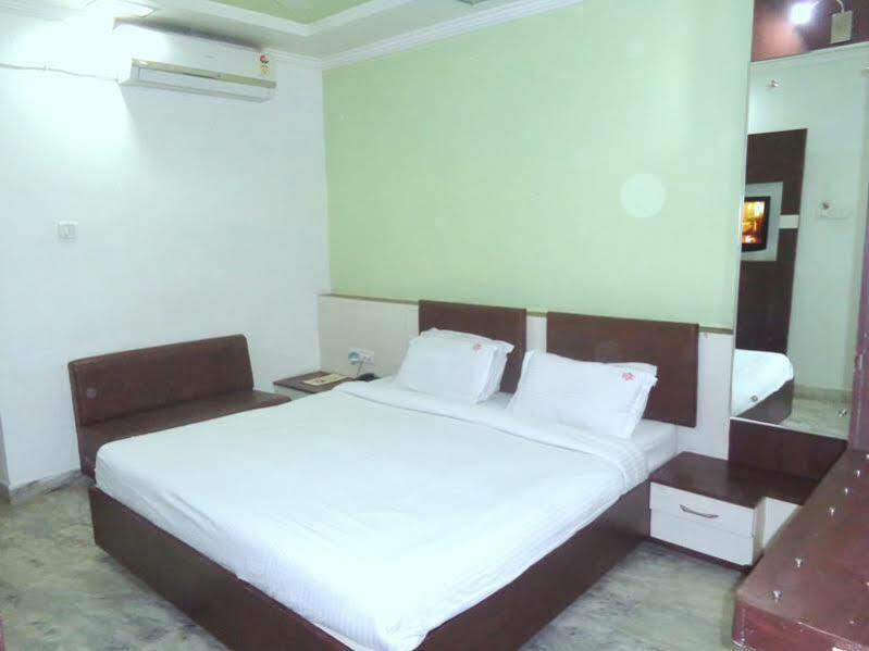 Super Collection O Mp Nagar Hotel Bhopal Exterior photo